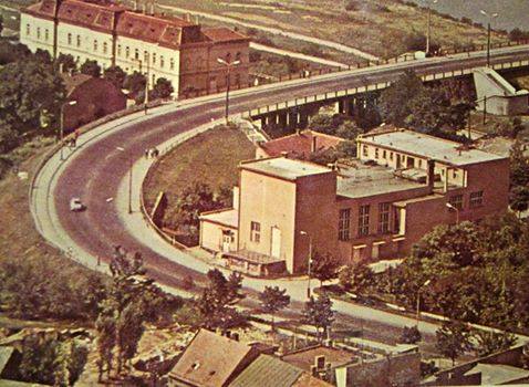 Historická fotografia budovy Hviezda
